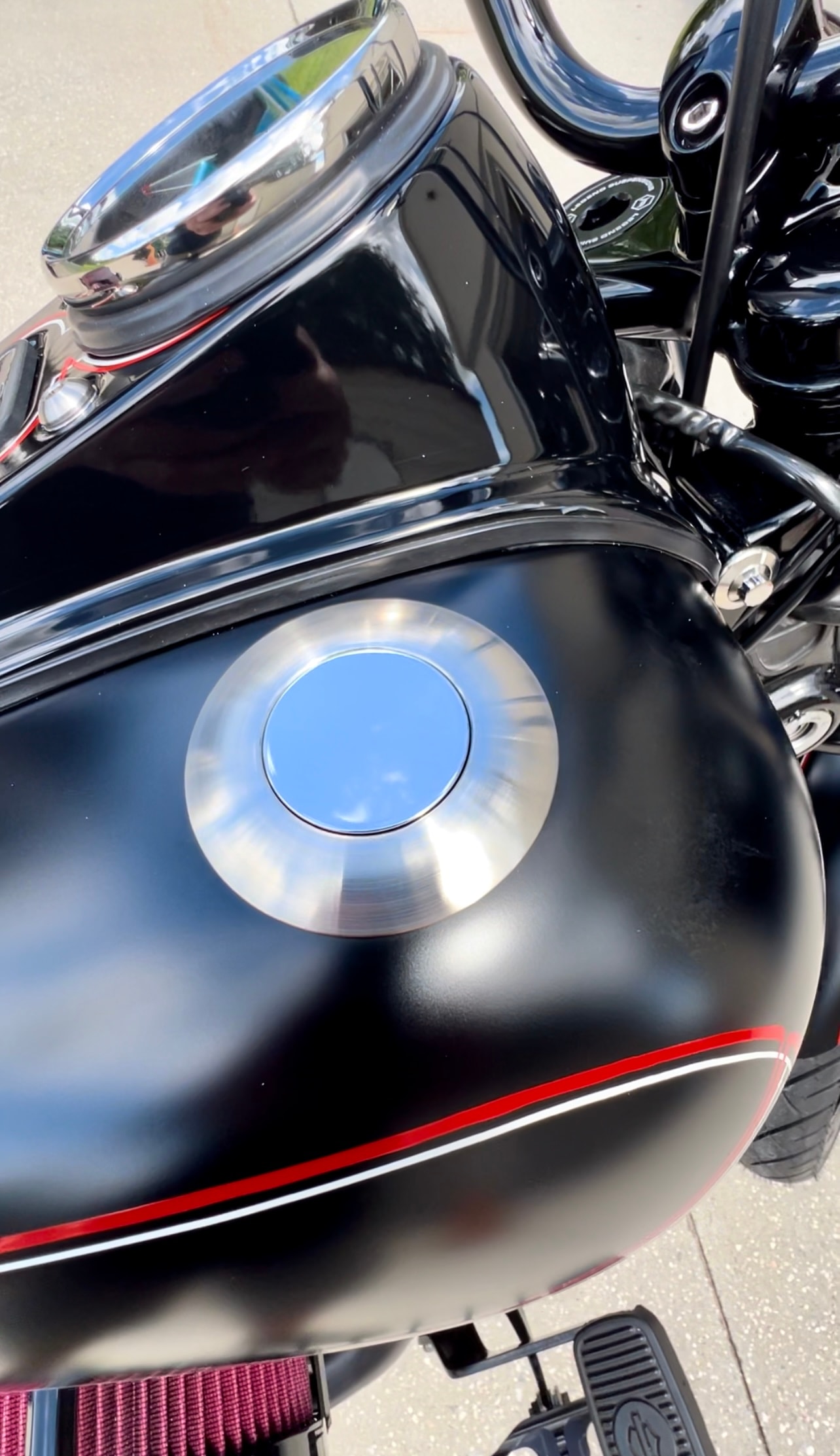 The Matrix custom Harley-Davidson Dyna build photo 12 by Doug Keim Creative Cycles