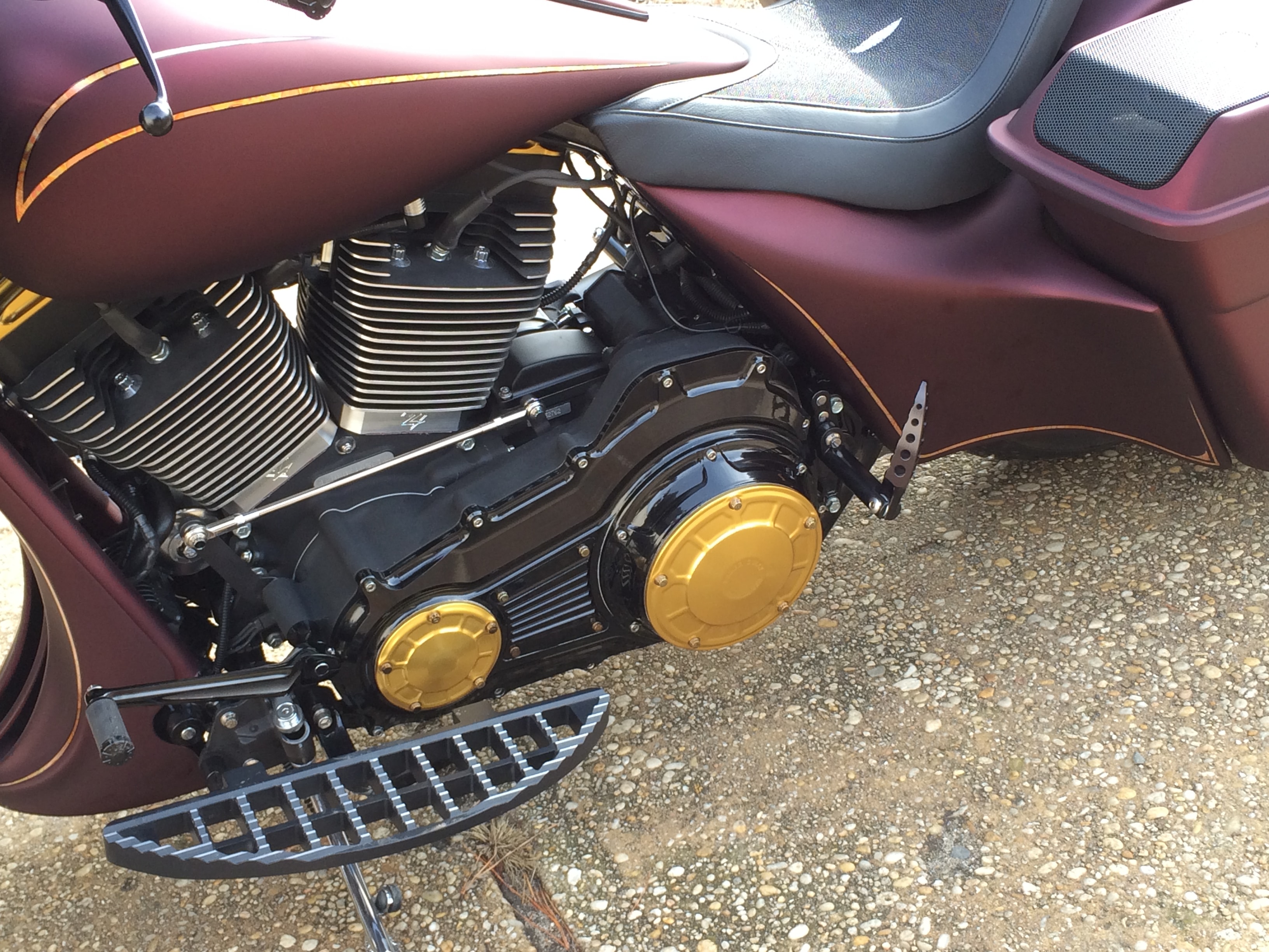 Scalpel Custom 26-inch H-D Road Glide — photo 7 — built by Doug Keim Creative Cycles