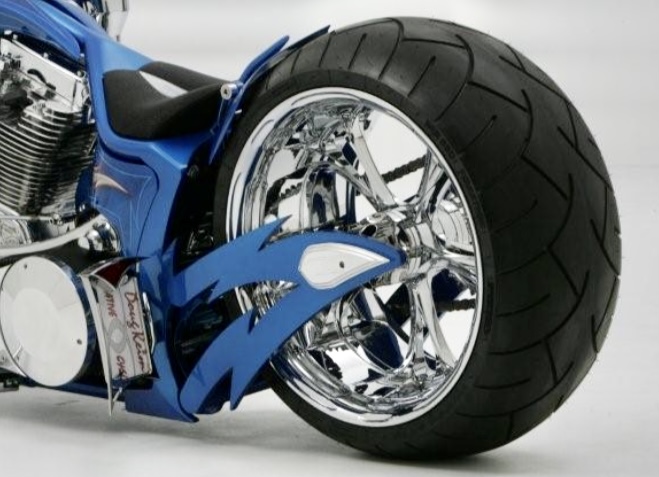 Hard Rock Casino Tour Bike detail — Creative Cycles