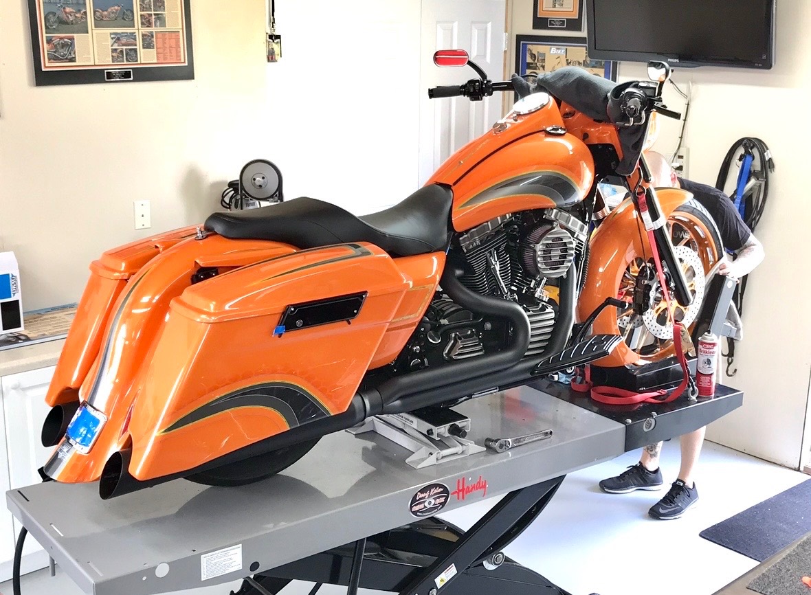 "Orange Tang" Custom H-D Road King — hand-crafted custom motorcycle built by Doug Keim at Creative Cycles, Umatilla FL