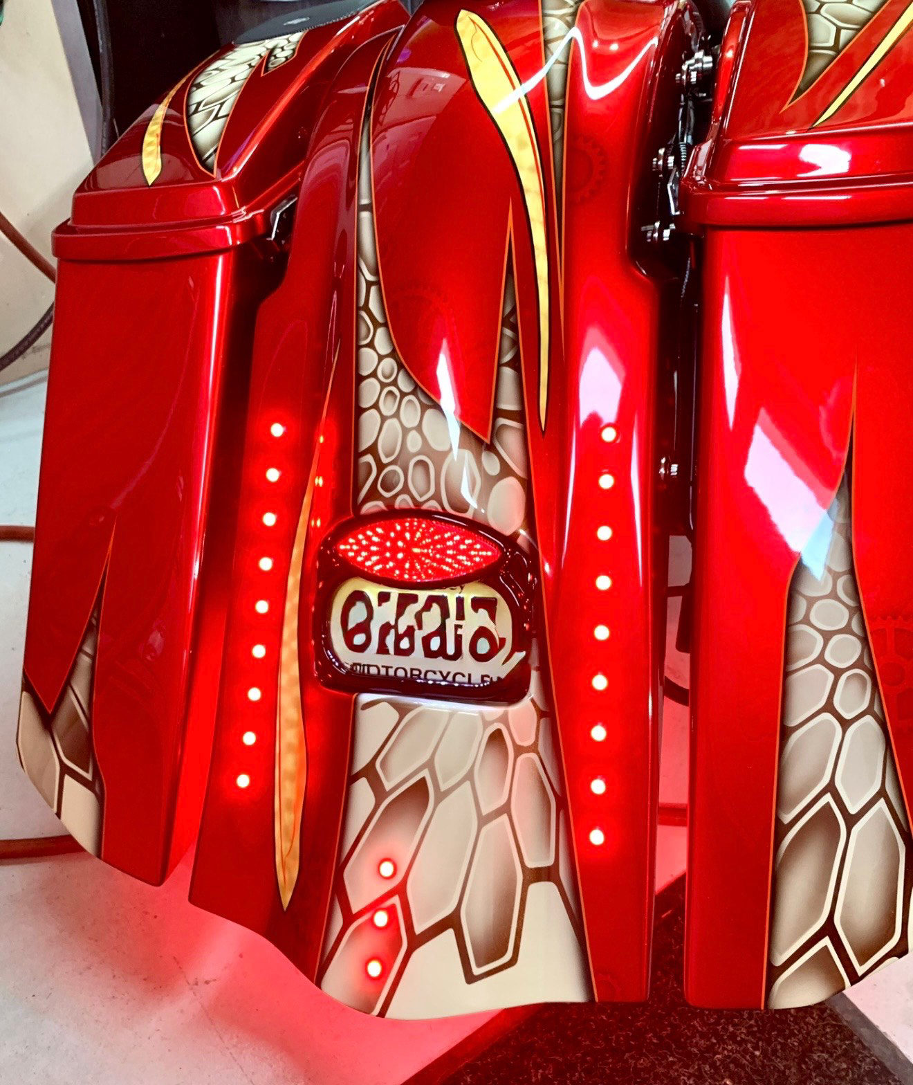 "Scalpel 2.0" Custom H-D Road Glide — hand-crafted custom motorcycle built by Doug Keim at Creative Cycles, Umatilla FL
