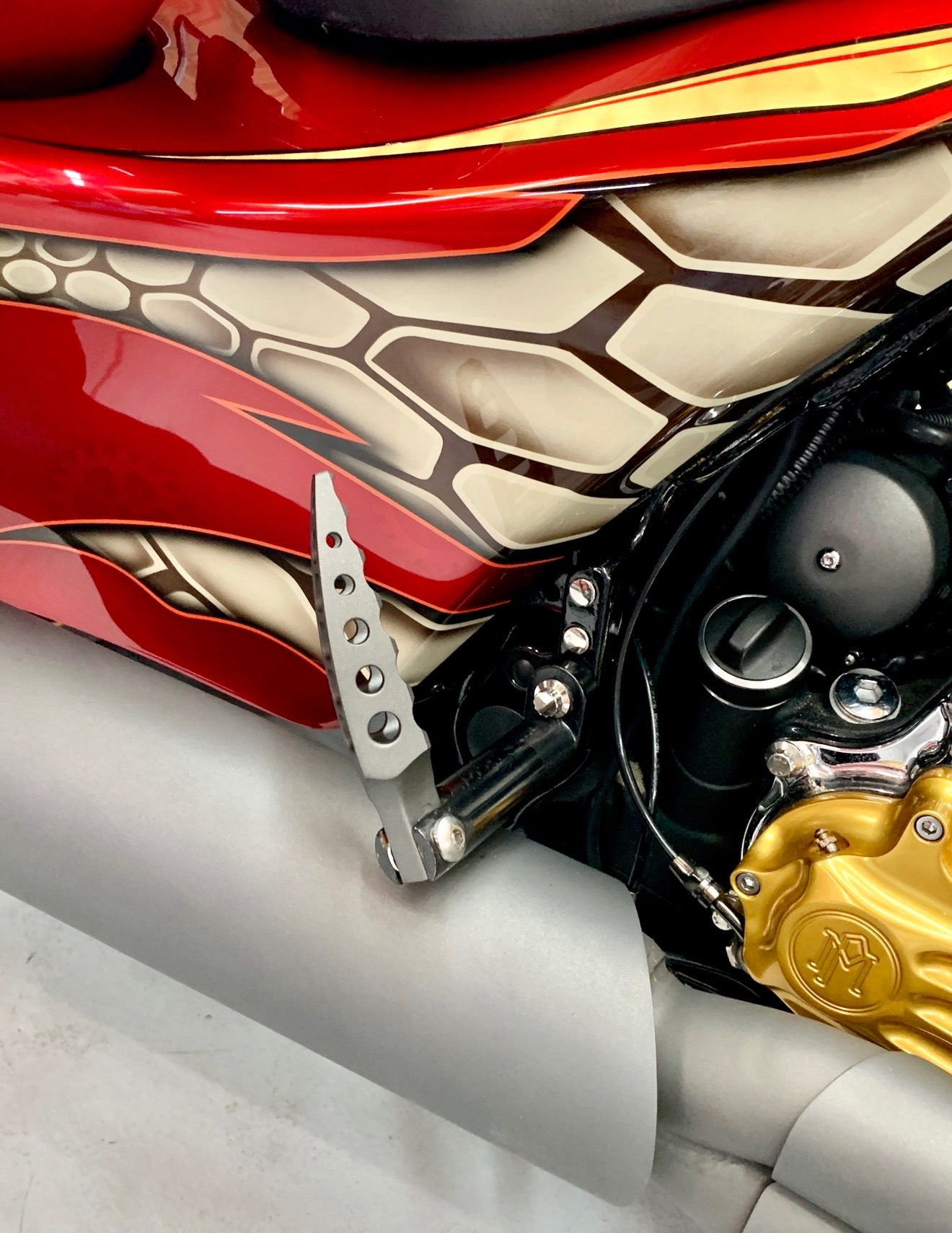 "Scalpel 2.0" Custom H-D Road Glide — hand-crafted custom motorcycle built by Doug Keim at Creative Cycles, Umatilla FL