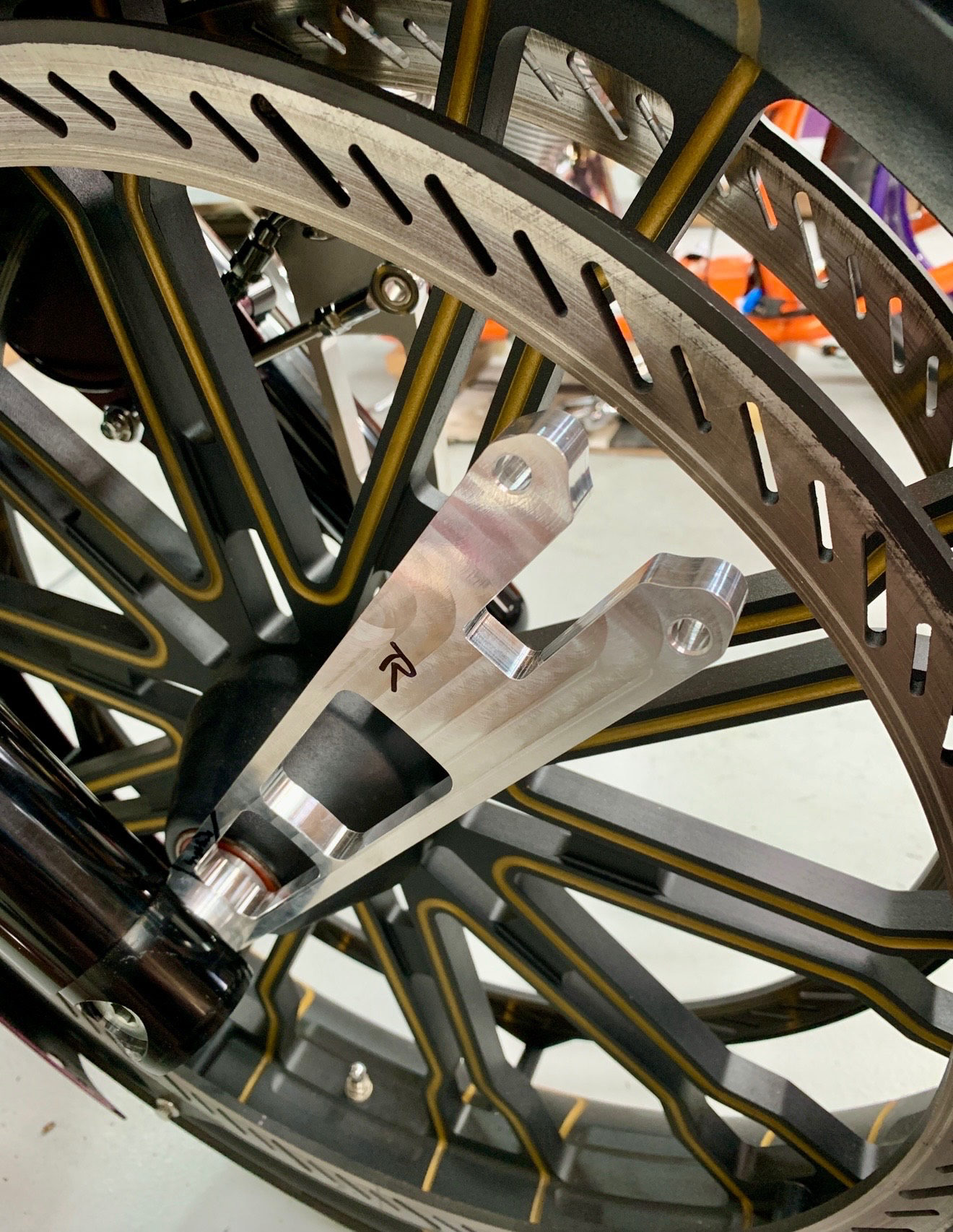 "Scalpel 2.0" Custom H-D Road Glide — hand-crafted custom motorcycle built by Doug Keim at Creative Cycles, Umatilla FL